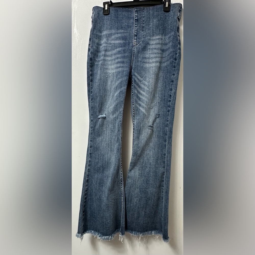 RISEN Classic Pull on Distressed Denim Flare Jeans 
Freyed bottoms. Like new.